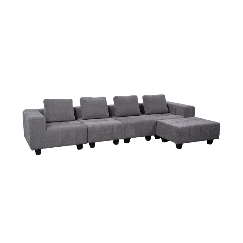 Großes modulares L-förmiges Sofa aus hellgrauem Stoff mit quadratischen Kissen, moderner minimalistischer Stil