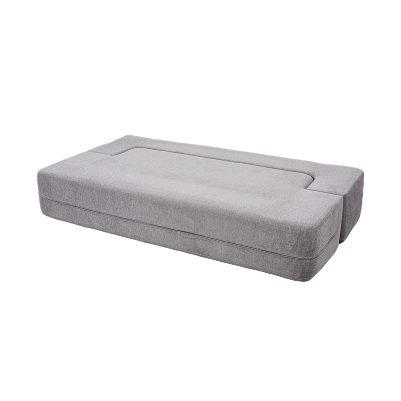 Umwandelbares multifunktionales Schlafsofa aus hellgrauem Samt mit Kissen Umwandelbares multifunktionales Schlafsofa aus hellgrauem Samt mit Kissen