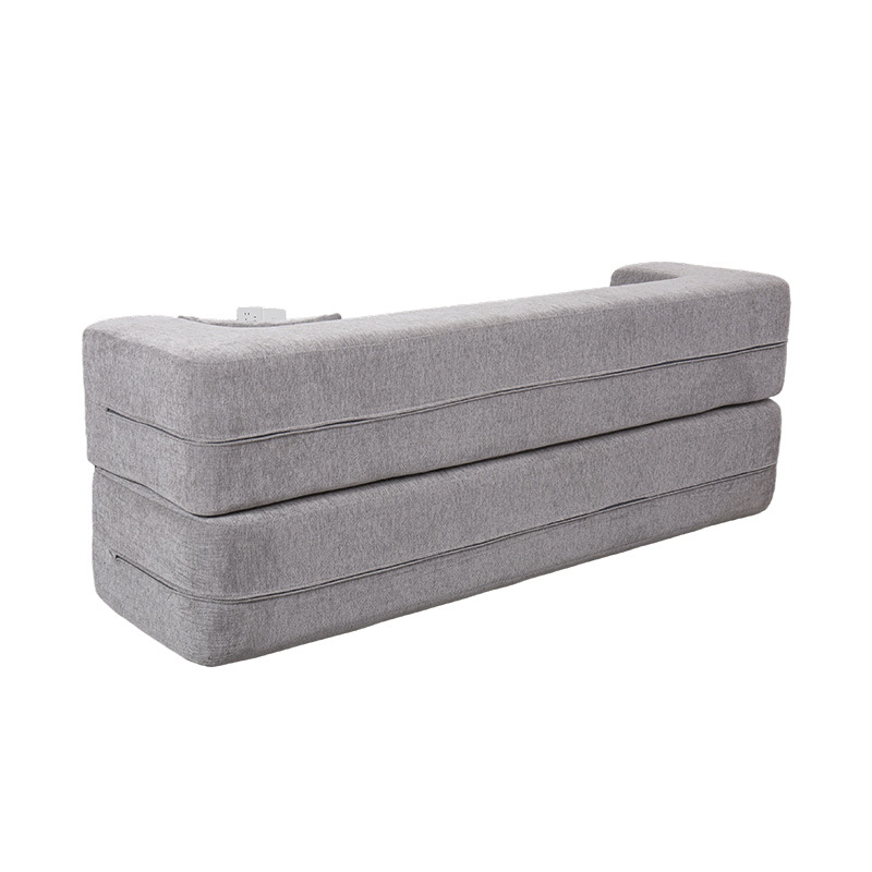 Umwandelbares multifunktionales Schlafsofa aus hellgrauem Samt mit Kissen Umwandelbares multifunktionales Schlafsofa aus hellgrauem Samt mit Kissen
